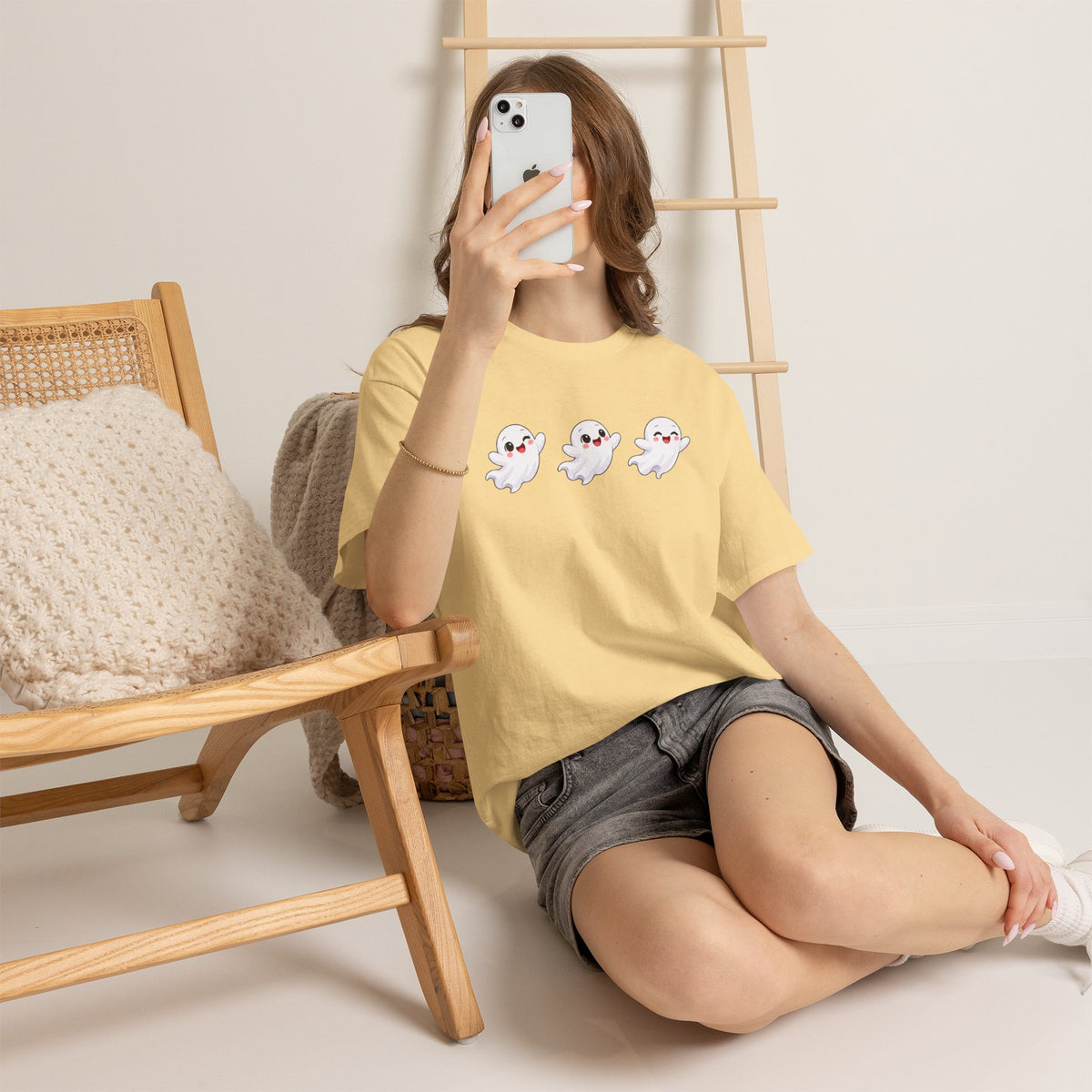 oo Crew Tee – Cute Halloween T-Shirt