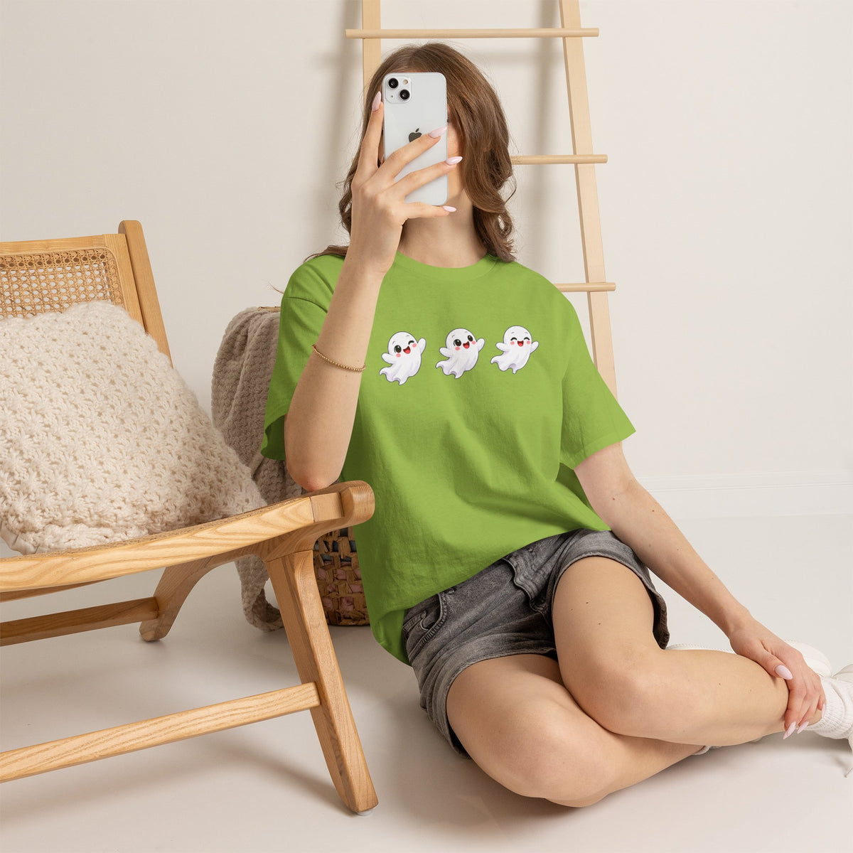 oo Crew Tee – Cute Halloween T-Shirt